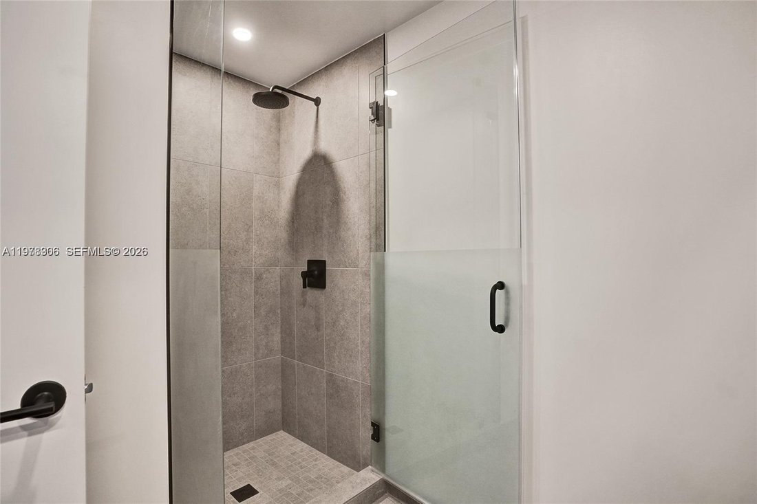 Condo in Miami, Florida, United States 4 - 17444729