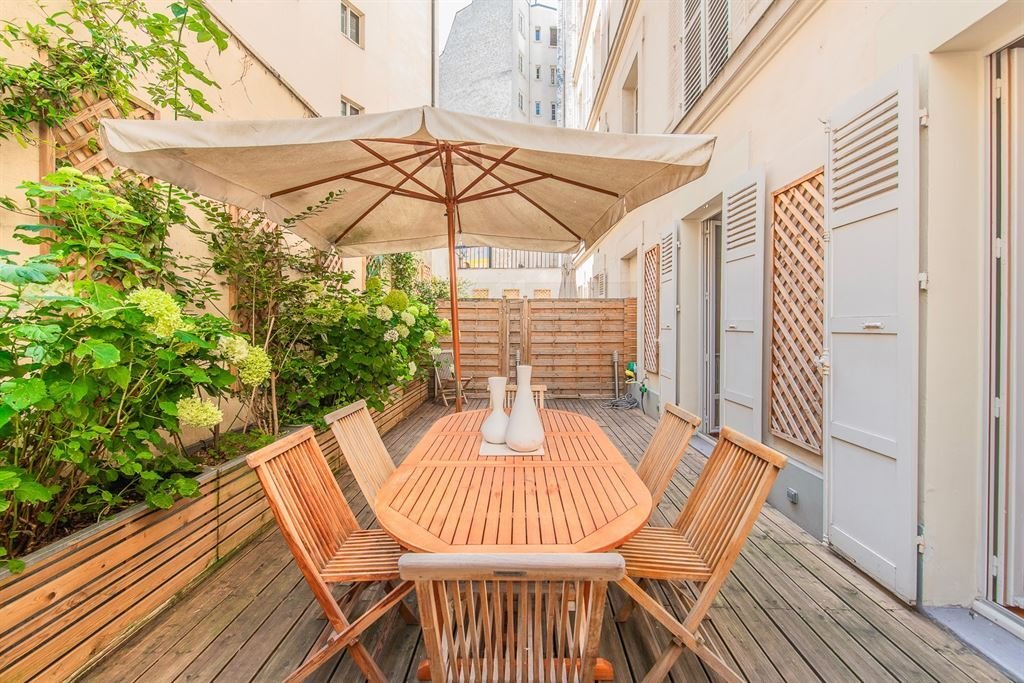Apartment in Paris, Île-de-France, France 1 - 17446782