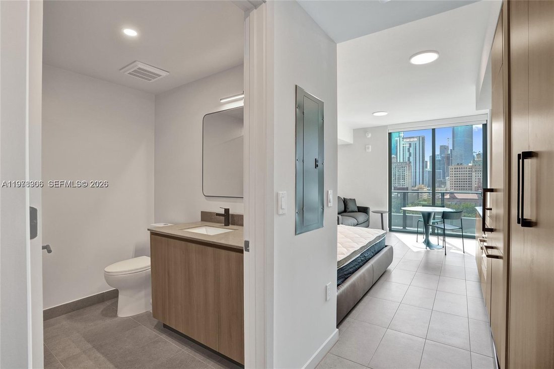 Condo in Miami, Florida, United States 2 - 17444729