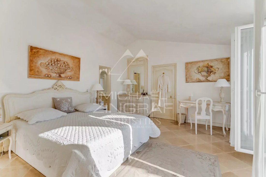 Villa in Port Grimaud, Grimaud, Provence-Alpes-Côte d'Azur 5 - 17444471