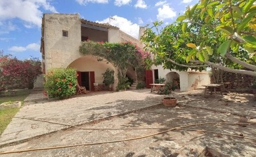 Finca in Ciutadella de Menorca, Balearic Islands, Spain 1