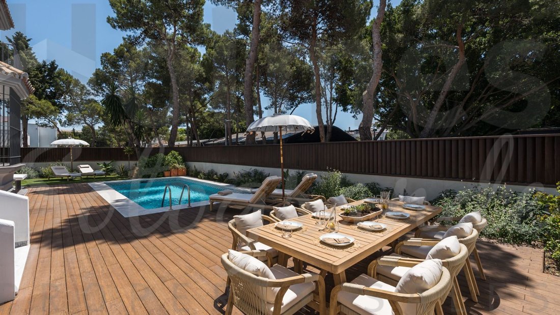 Villa in Nueva Andalucia, Marbella, Spain 2 - 17443732