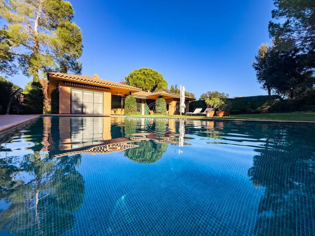 Villa in Navata, Catalonia, Spain 2 - 17447035