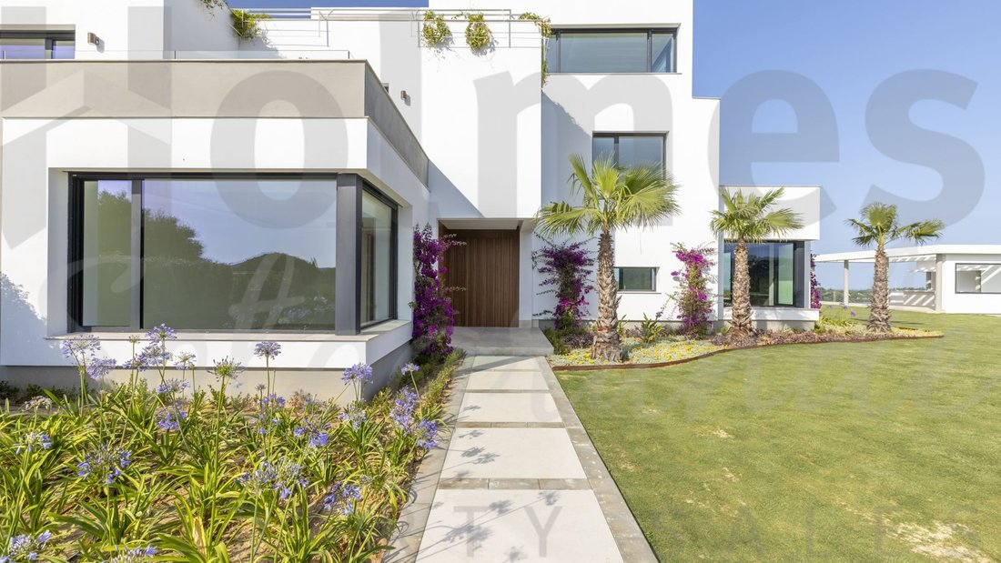 Villa in Sotogrande, San Roque, Andalusia 4 - 17443974