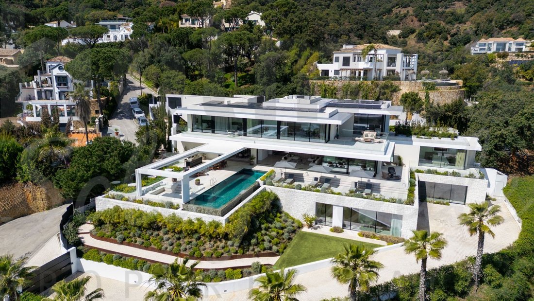 Villa in Nueva Andalucia, Marbella, Spain 1 - 17444106