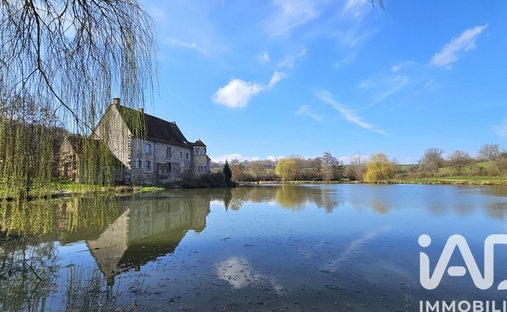House in Vievy, Bourgogne – Franche-Comté, France 1