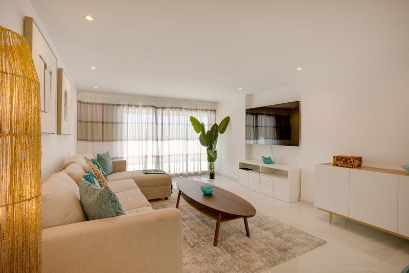 Villa in Estepona, Andalusia, Spain 5 - 17447079