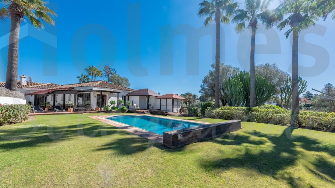 Villa in Sotogrande, San Roque, Andalusia 2 - 17443655