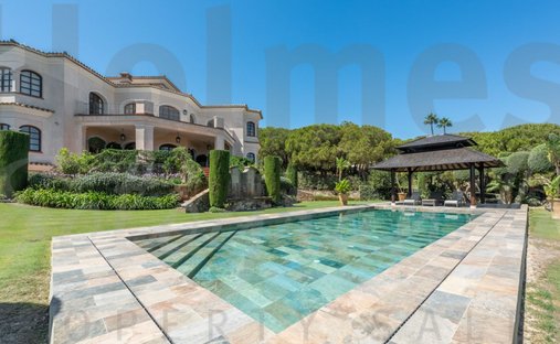 Villa in Sotogrande, San Roque, Andalusia 1