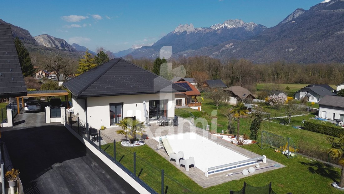 House in Lathuile, Auvergne-Rhône-Alpes, France 3 - 17447324