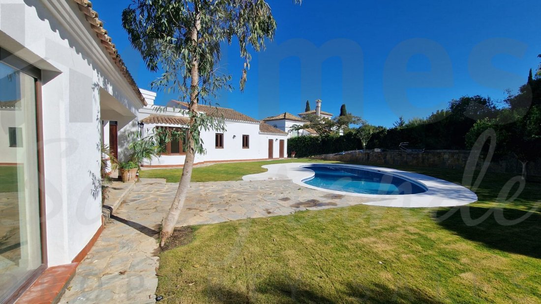 Villa in Sotogrande, San Roque, Andalusia 2 - 17444204