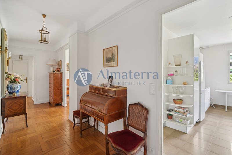 Apartment in Lorette-Martyrs, Paris 9e Arrondissement, Paris 4 - 17443762