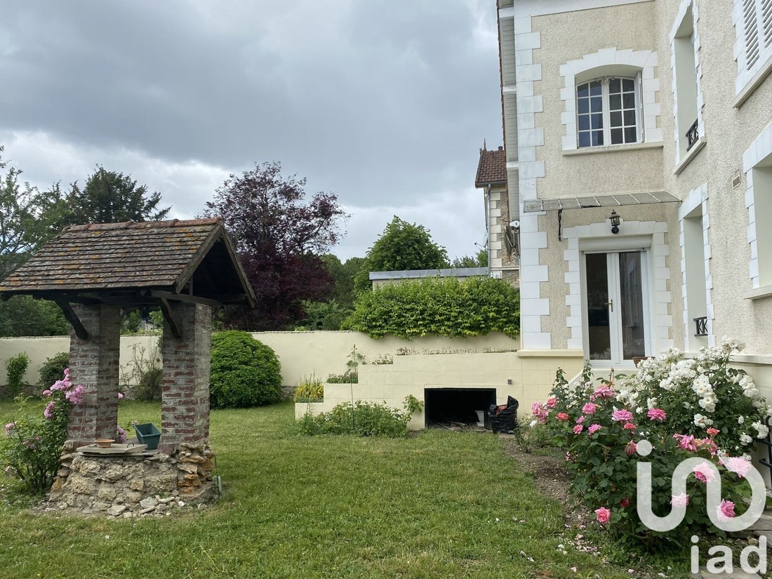 House in Chelles, Ile-de-France, France 3 - 17446332