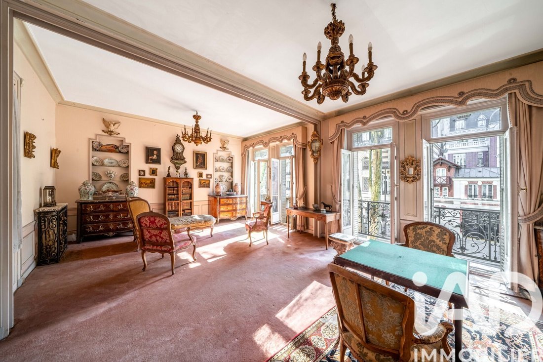 Apartment in Gros Caillou, Paris 7e Arrondissement, Paris 2 - 17445771