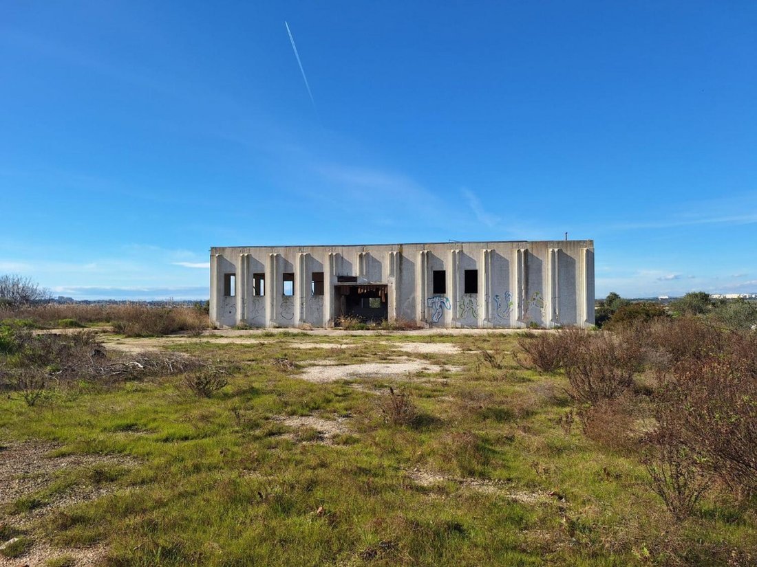 Land in Paolo VI, Taranto, Apulia 4 - 16530292