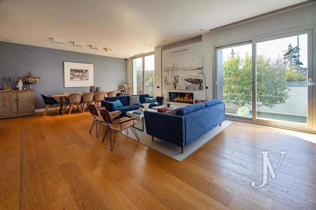 Villa in Fuencarral-El Pardo, Madrid, Spain 3 - 17444866