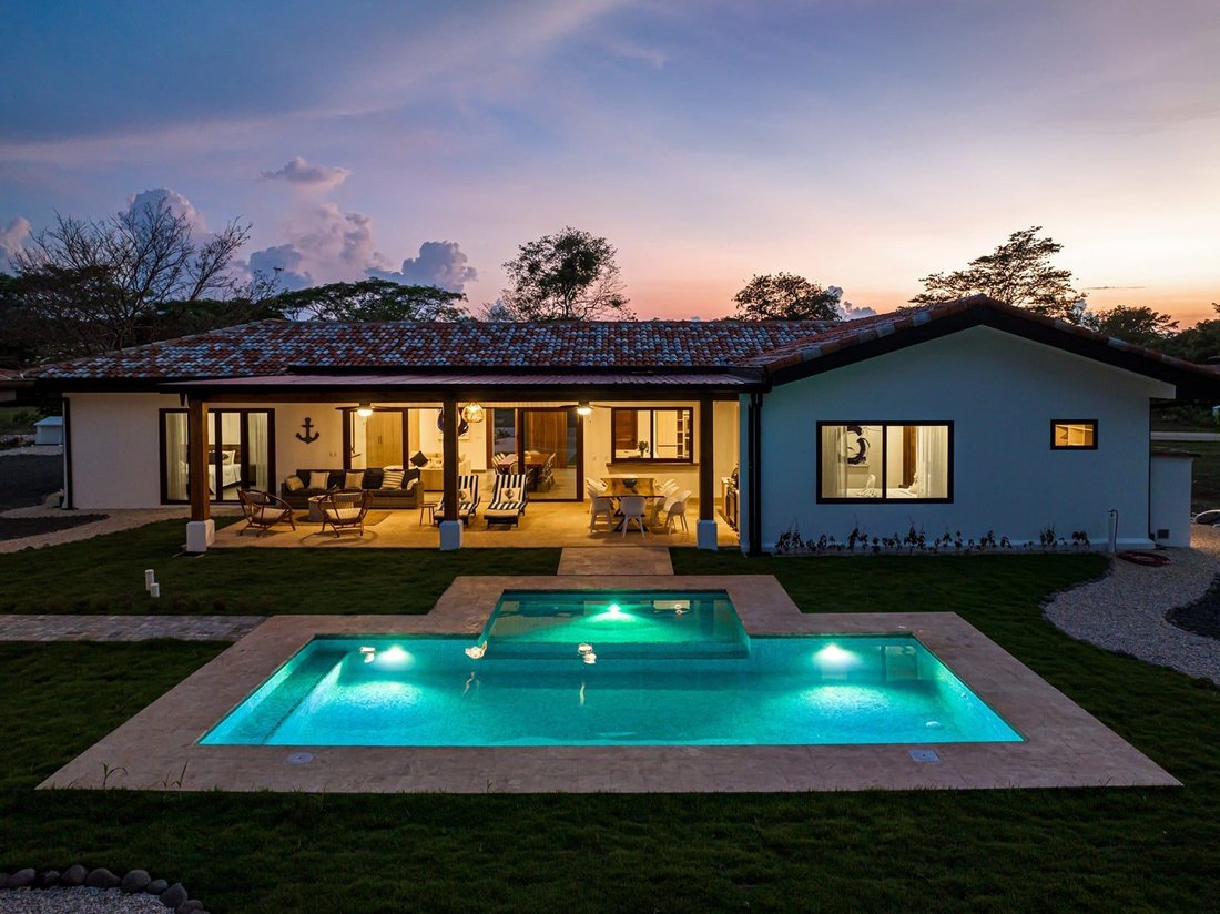 Villa in Pinilla, Guanacaste Province, Costa Rica 1 - 17445638