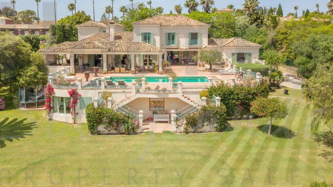 Villa in Sotogrande, San Roque, Andalusia 1 - 17444090