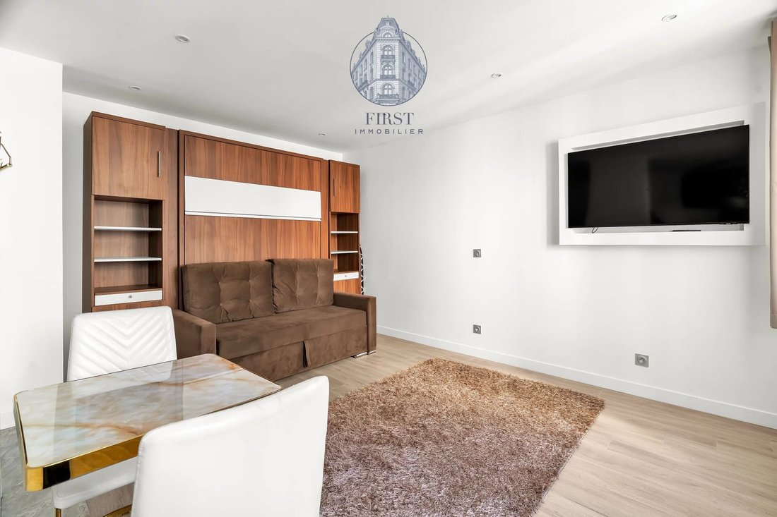 Apartment in Porte Dauphine, Paris 16e Arrondissement, Paris 3 - 17444486