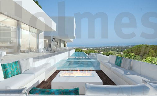 Villa in Sotogrande, San Roque, Andalusia 1