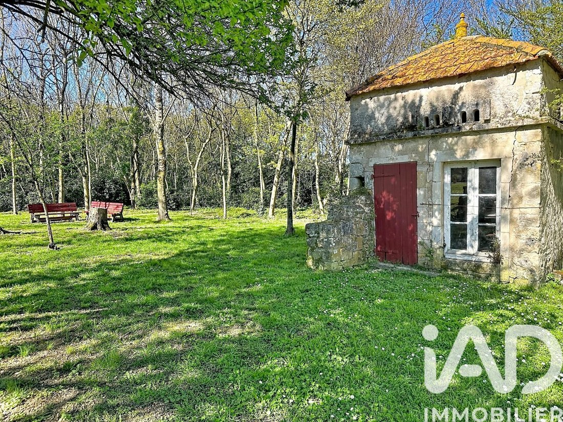 House in Saint-Nazaire-sur-Charente, Nouvelle-Aquitaine, France 3 - 17446279