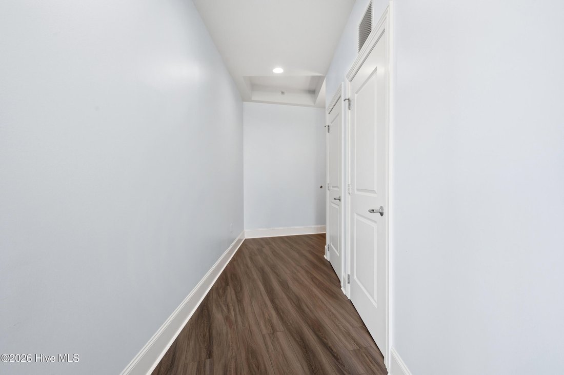 Condo in Raleigh, North Carolina, United States 5 - 17446368