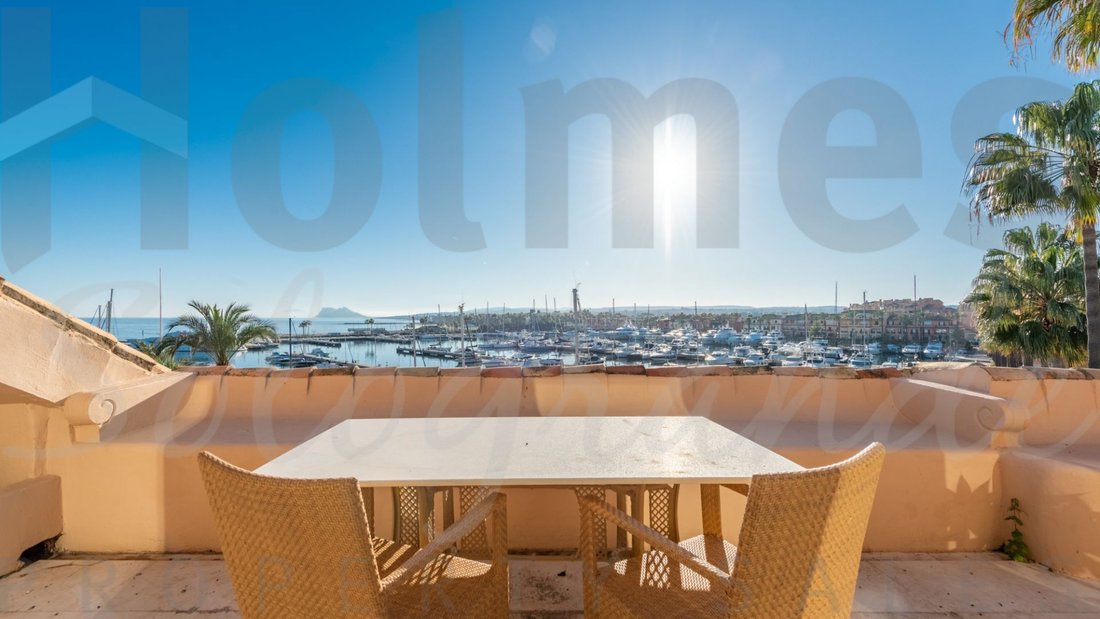 Penthouse in Sotogrande, San Roque, Andalusia 2 - 17444124