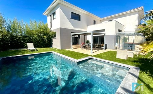 Villa in Servian, Occitania, France 1