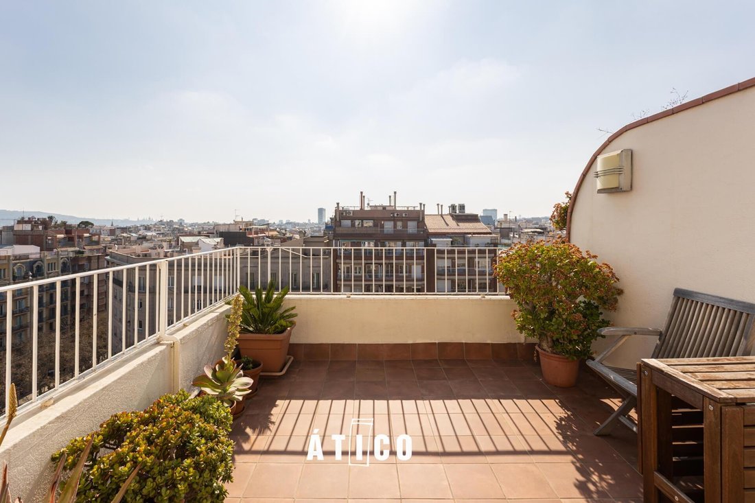 Penthouse in Eixample, Barcelona, Spain 1 - 17447049