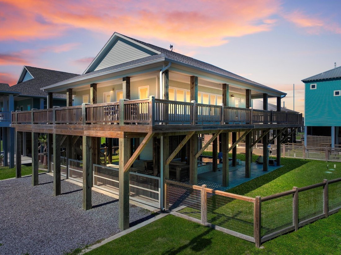 House in Bolivar Peninsula, Texas, United States 1 - 17446029