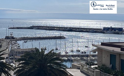 Appartamento a Centro, Anzio, Lazio 1