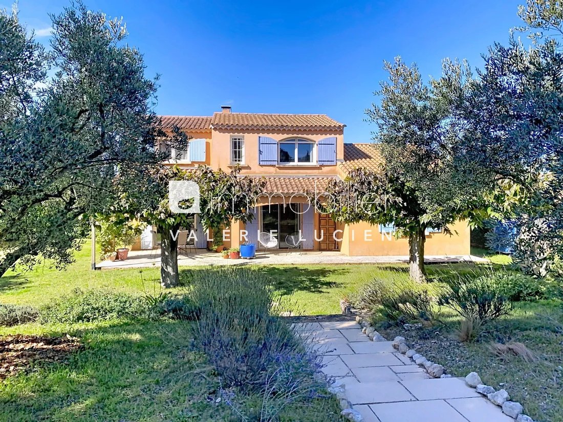 House in Saint-Rémy-de-Provence, Provence-Alpes-Côte d'Azur, France 1 - 16406538