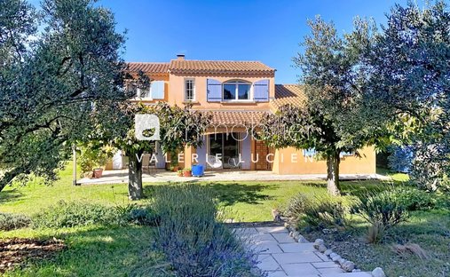 House in Saint-Rémy-de-Provence, Provence-Alpes-Côte d'Azur, France 1