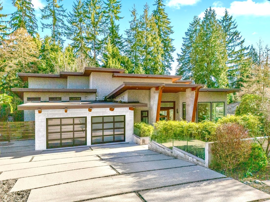 House in West Vancouver, British Columbia, Canada 1 - 17444493