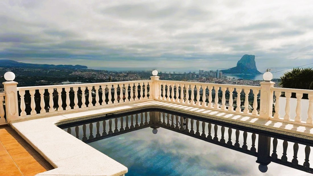 Villa in Calp / Calpe, Valencian Community, Spain 1 - 17443445