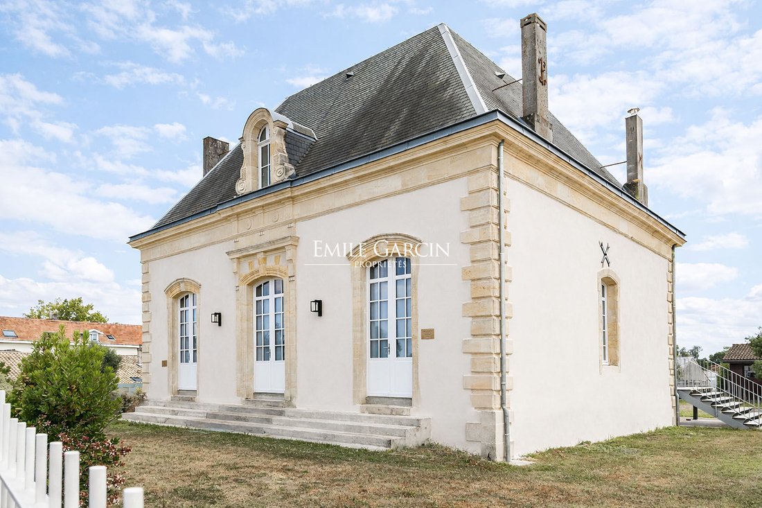 Villa in Centre Ville, Saint-Jean-de-Luz, France 1 - 17446987