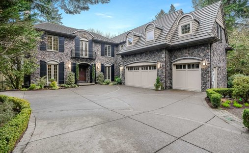 House in Lake Oswego, Oregon, United States 1