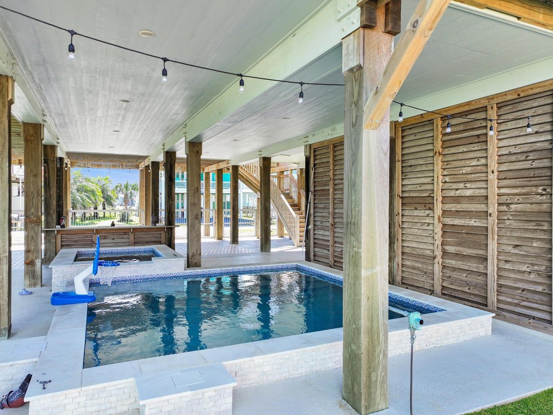 House in Bolivar Peninsula, Texas, United States 2 - 17446029
