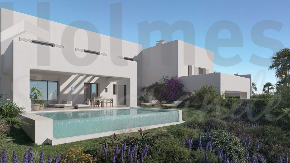 Townhouse in Sotogrande, San Roque, Andalusia 1 - 17443071
