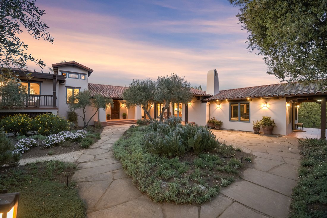 House in Los Altos Hills, California, United States 1 - 17444560