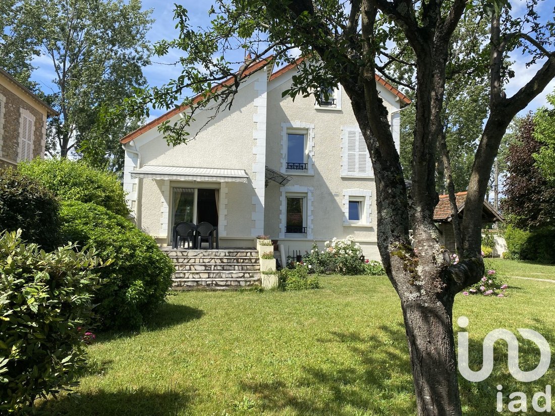 House in Chelles, Ile-de-France, France 2 - 17446332