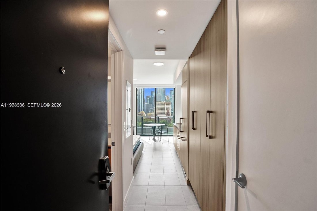 Condo in Miami, Florida, United States 1 - 17444729