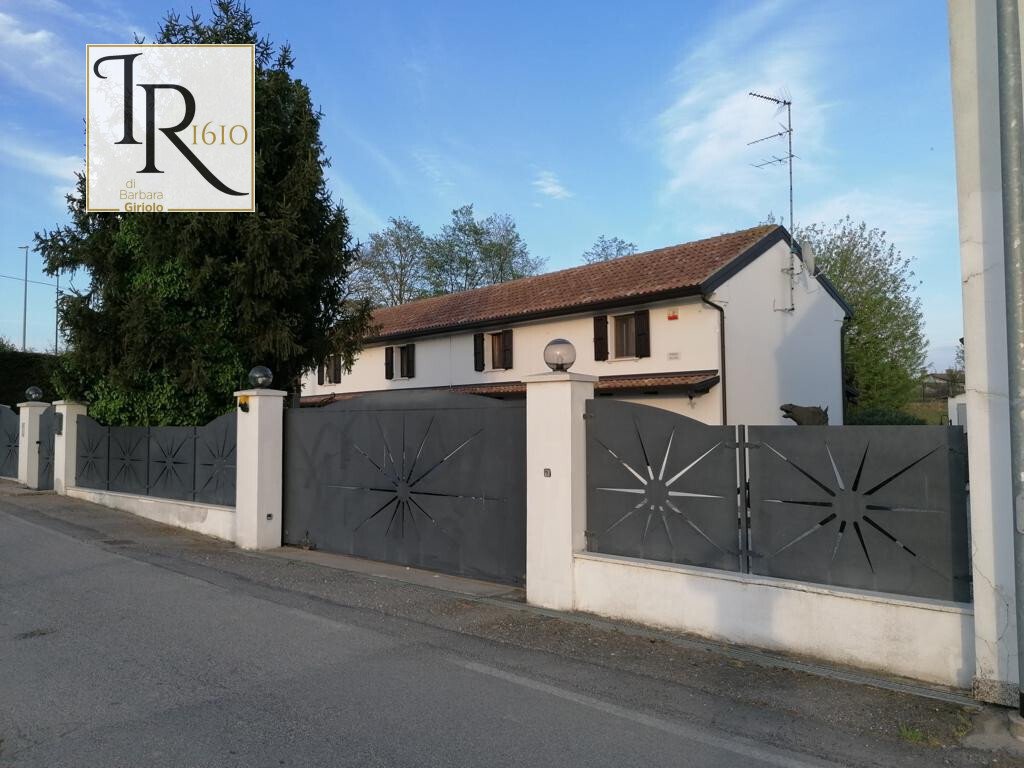 House in Baruchella, Veneto, Italy 4 - 17447365