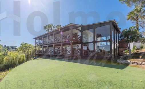 Villa in Sotogrande, San Roque, Andalusien 1