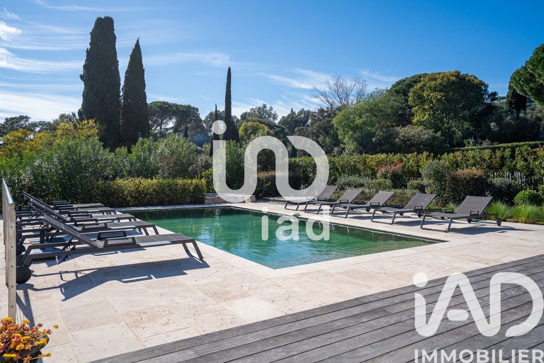 House in La Croix-Valmer, Provence-Alpes-Côte d'Azur, France 3 - 17445754