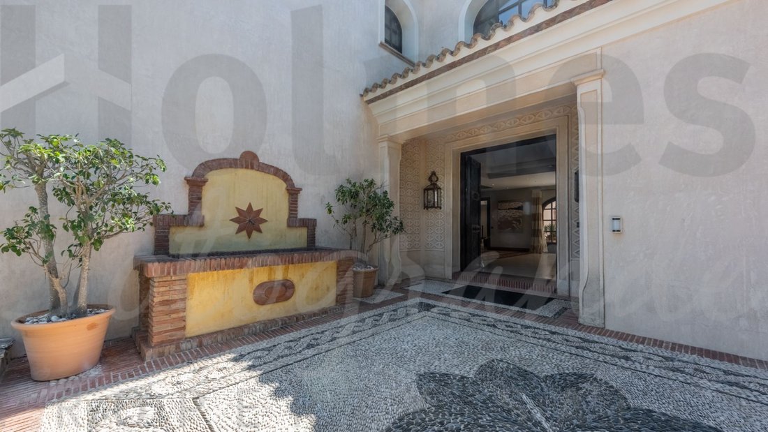 Villa in Sotogrande, San Roque, Andalusia 5 - 17443922