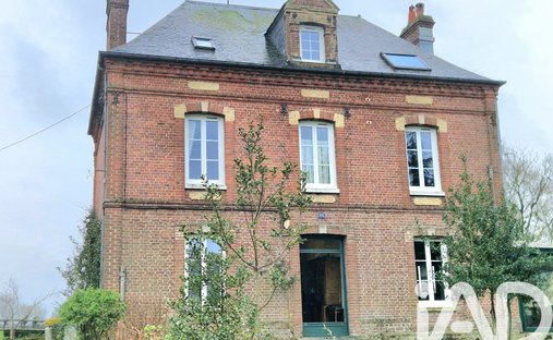 House in Forges-les-Eaux, Normandy, France 1