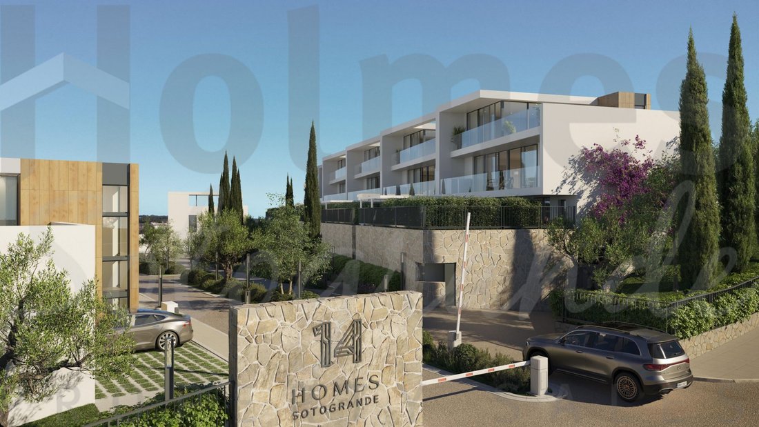 Townhouse in Sotogrande, San Roque, Andalusia 2 - 17443137