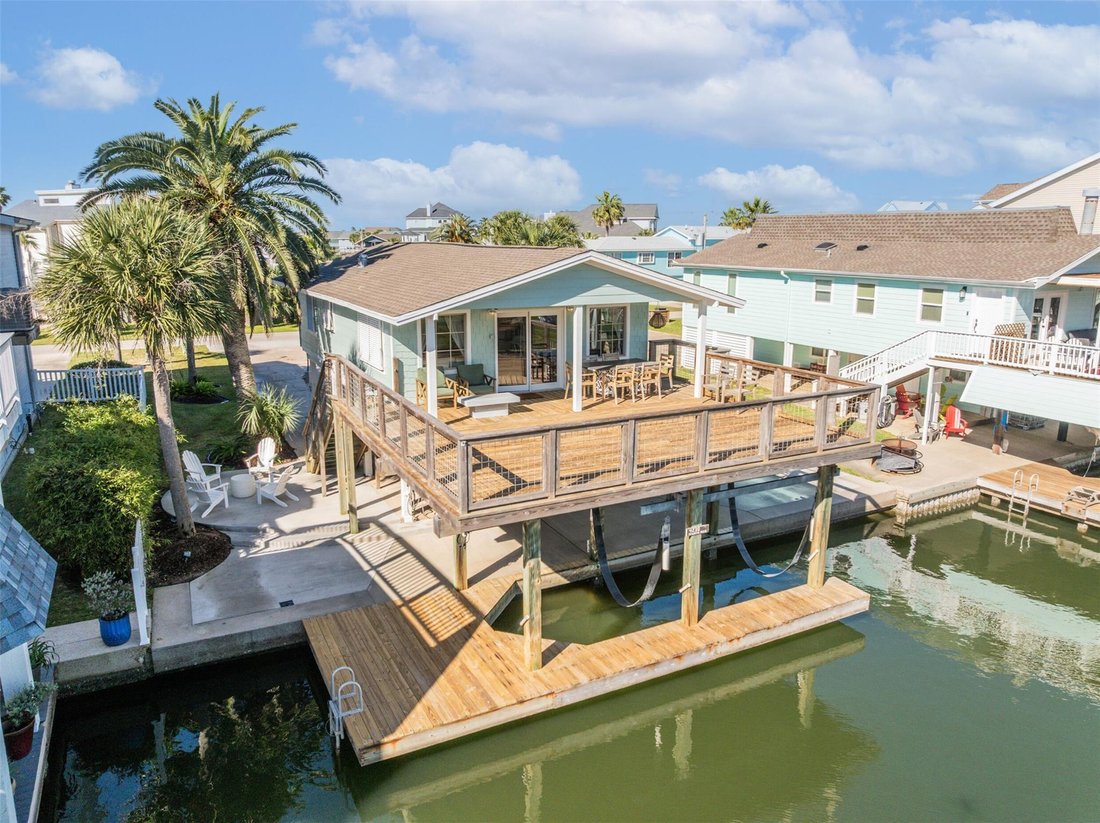 House in Galveston, Texas, United States 1 - 17446022