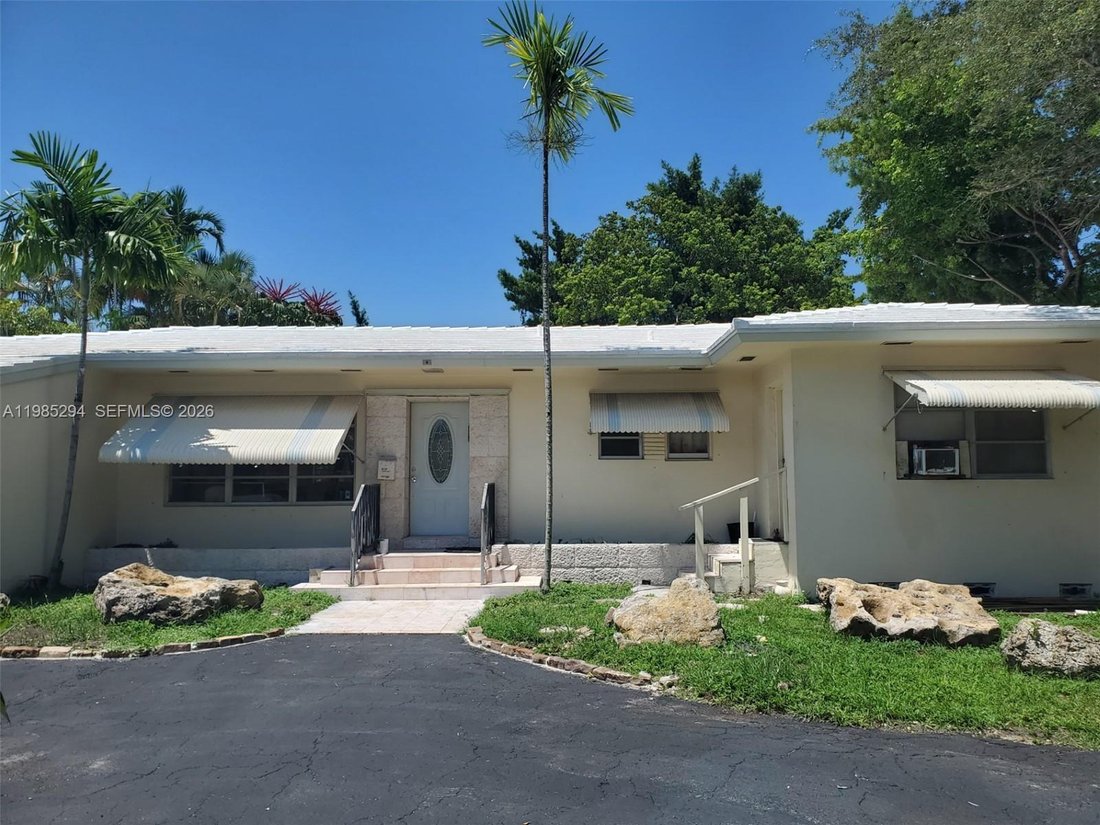 House in Miami, Florida, United States 1 - 17446255